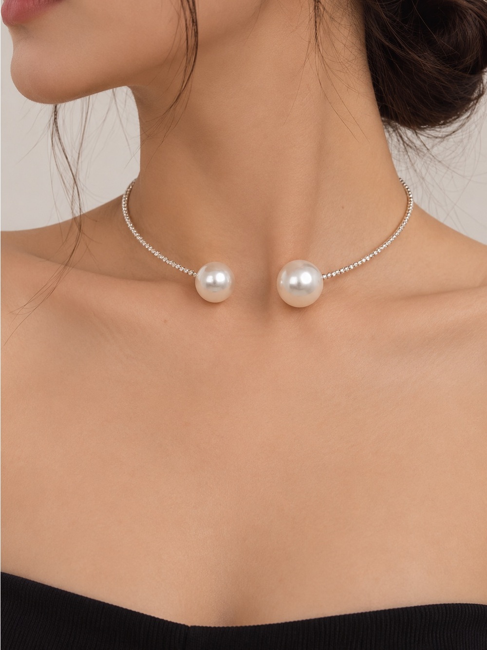 Elegant Pearl Necklace